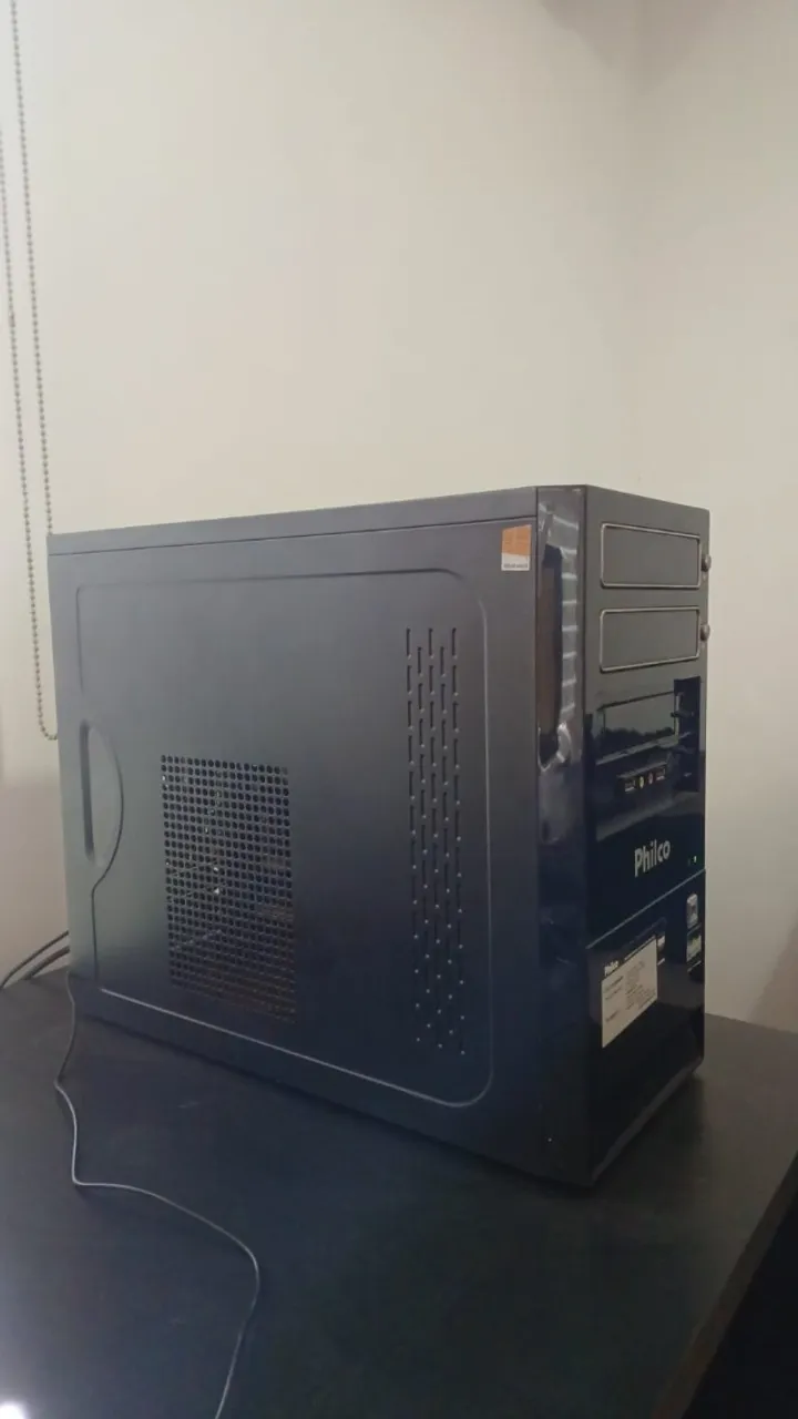 Computador básico + setup simples junto