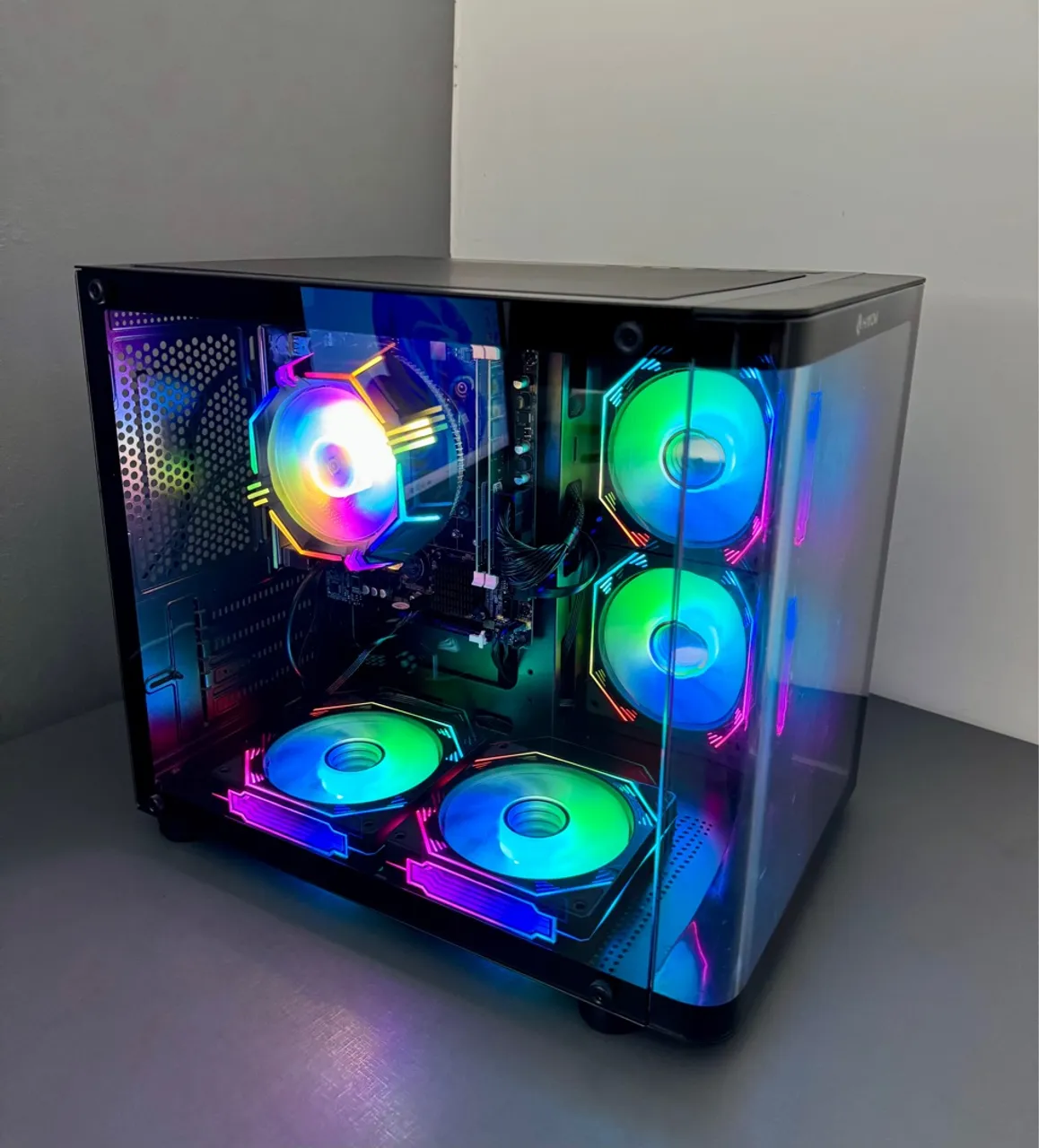 CPU GAMER AQUÁRIO CURVO - i7 3370 MEM 16GB SSD 240GB - NOVO