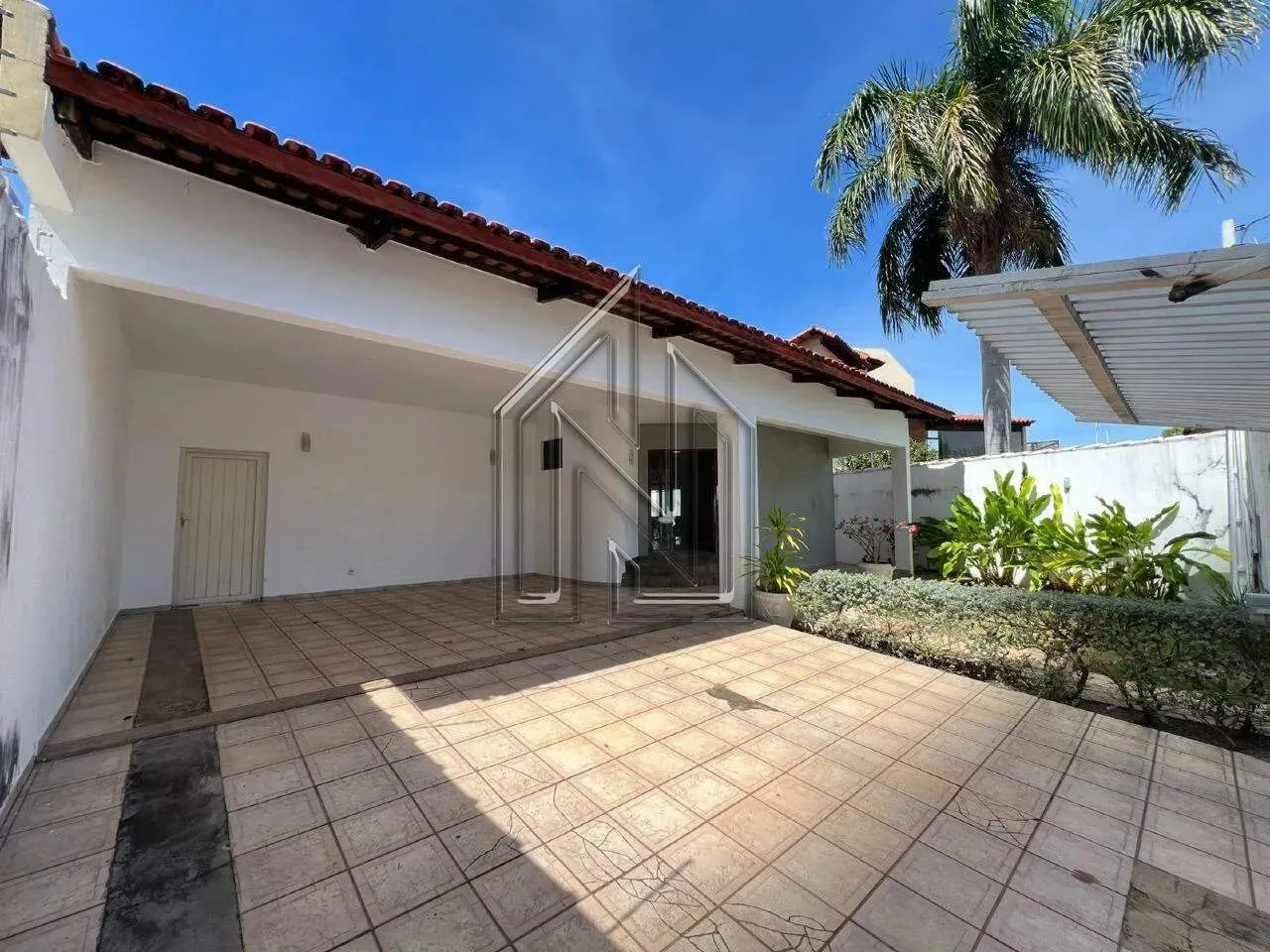 Casa na 204 sul 3 SUITES