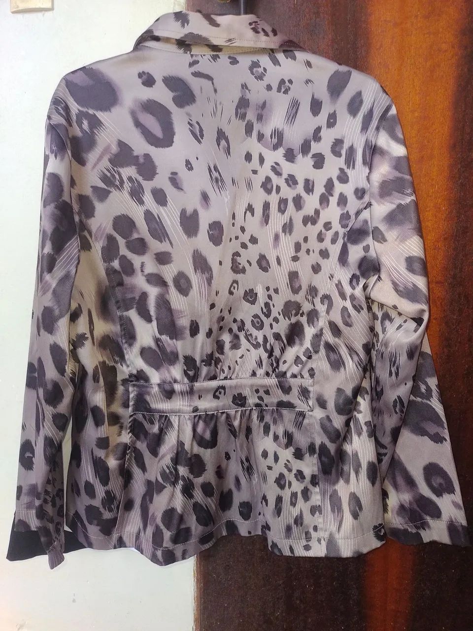 Casaco estampado veste 40/42 - Foto 2