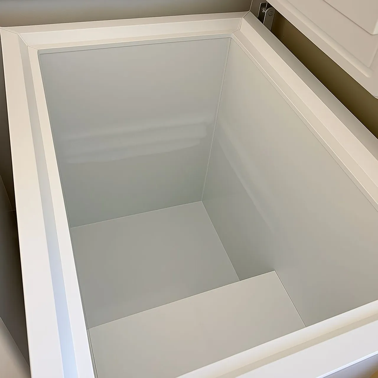 Freezer Branco Horizontal Compacto