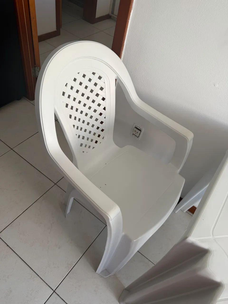 Mesa + 2 cadeiras - Foto 4