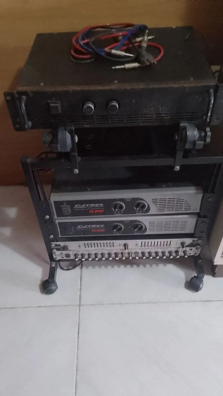  Som Completo Rack - Amplificadores e Equalizador