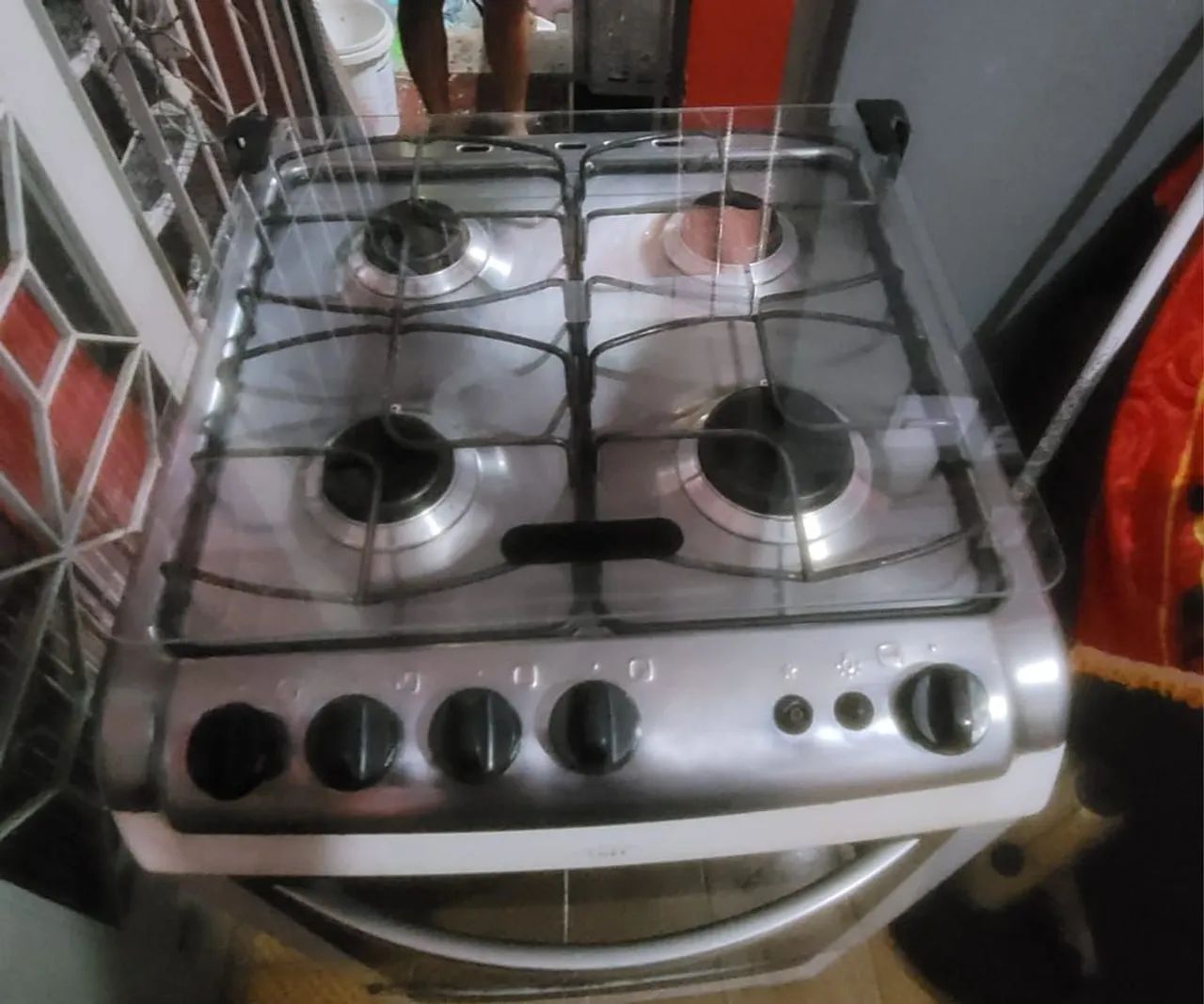 Fogão 4 bocas eletrolux com acendimento automático  - Foto 5