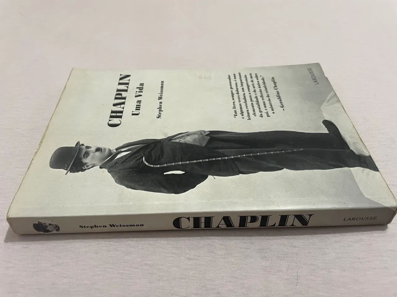Livro Chaplin Uma vida - Foto 5