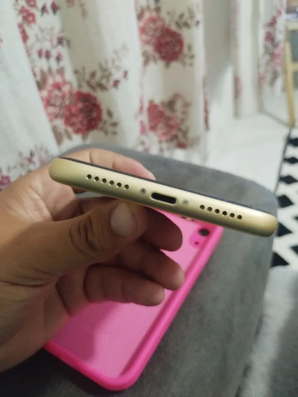 iPhone XR 64GB TODO ORIGINAL BATERIA 76% FACE ID ON - Foto 4