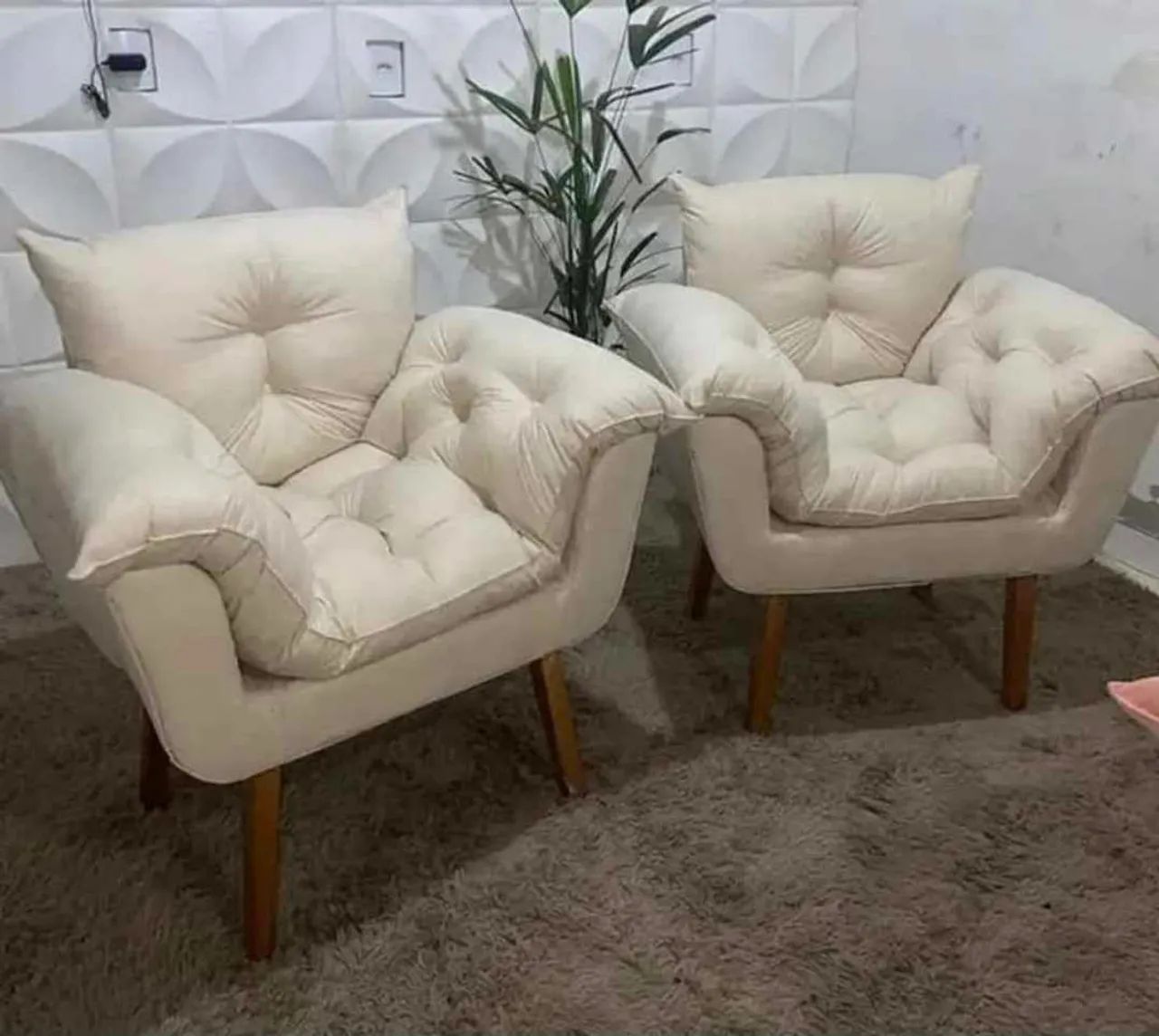 Poltronas Elegantes e Confortáveis