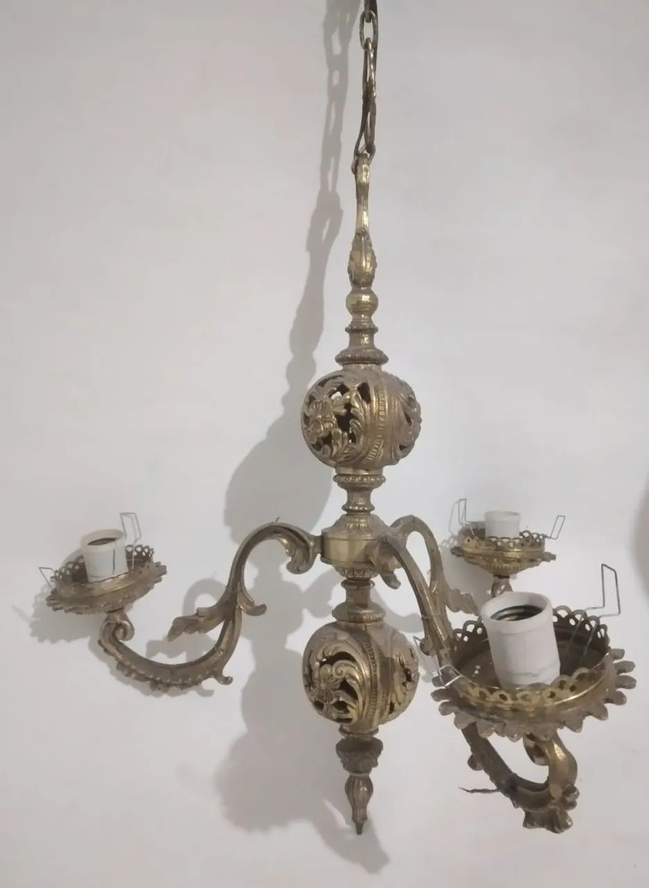 Raro Lustre de Bronze Antigo anos 70 - Foto 3