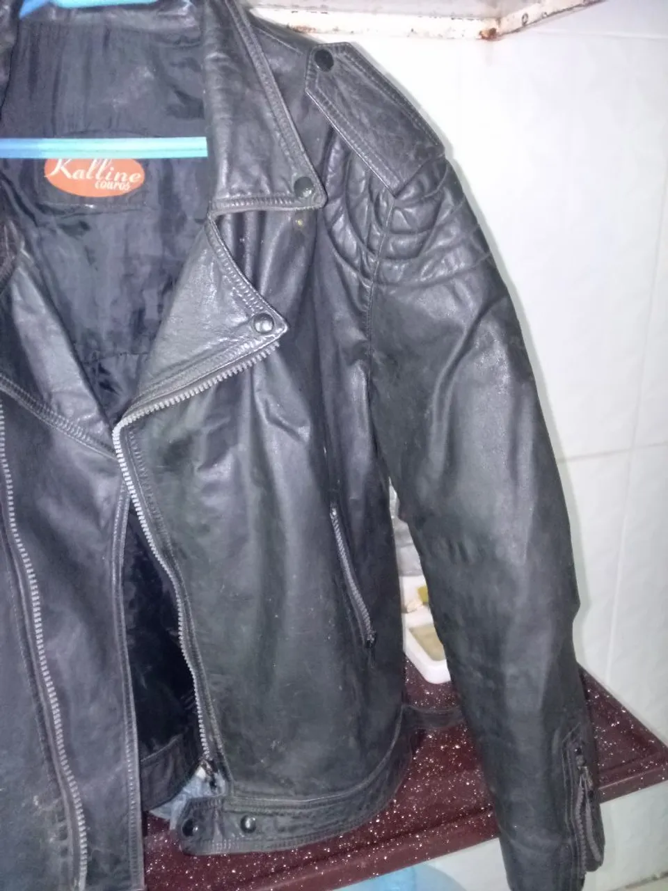 Jaqueta de couro legítimo Tam - G preta