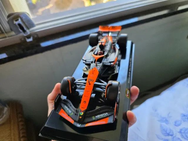 Miniatura F1 Mclaren MCL38 Oscar Piastri 2024 Aceito Cartão - Foto 5