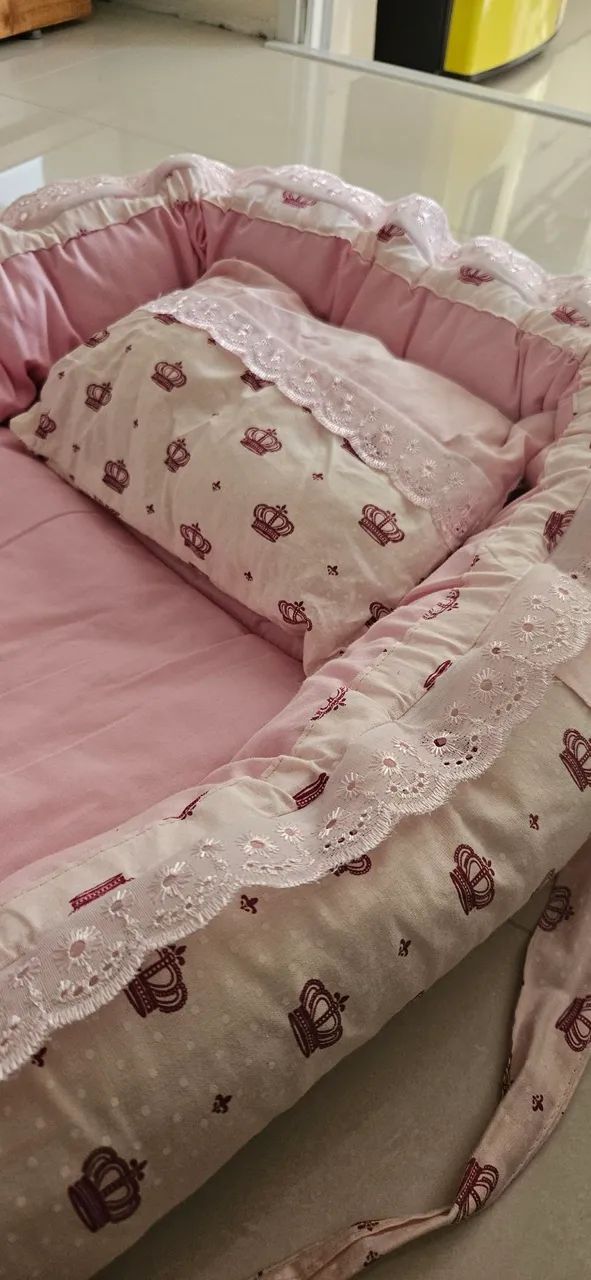 Ninho redutor de berço rosa com travesseiro - Foto 3