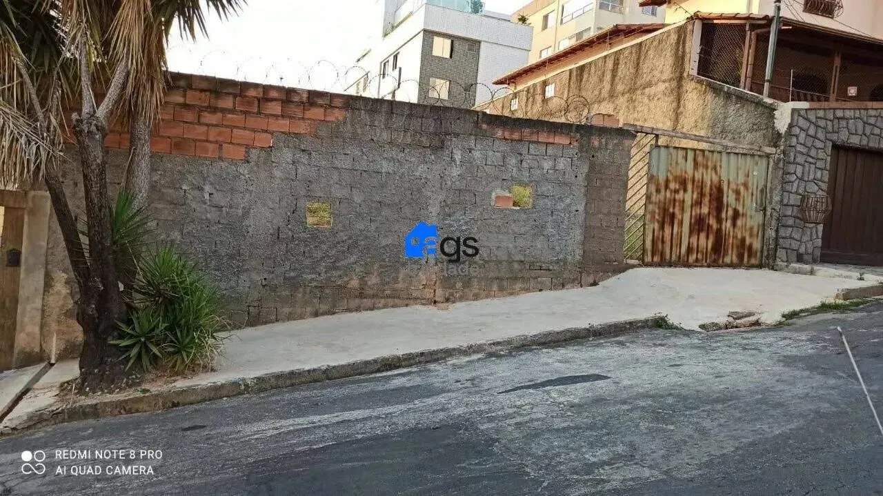 Terreno em Fernão Dias.