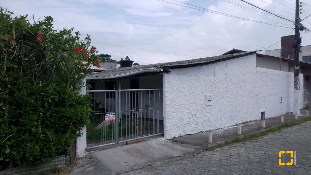 Vendo casa/TERRENO individual 390m² na Tapera da Base em Florianópolis SC