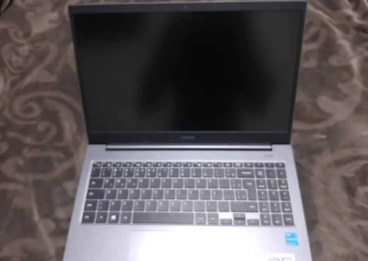 Notebook Samsung com tela de alta resolução