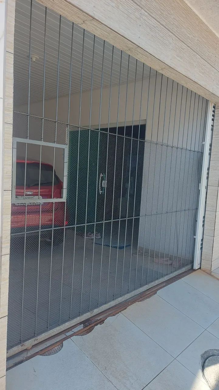 Porta de garagem em aço com grade - PARA O SEU NEGÓCIO + SEGURO! - Foto 3