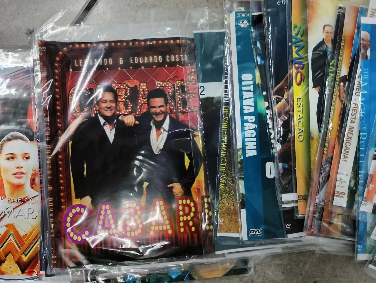 DVDs e CDs lote  - Foto 2