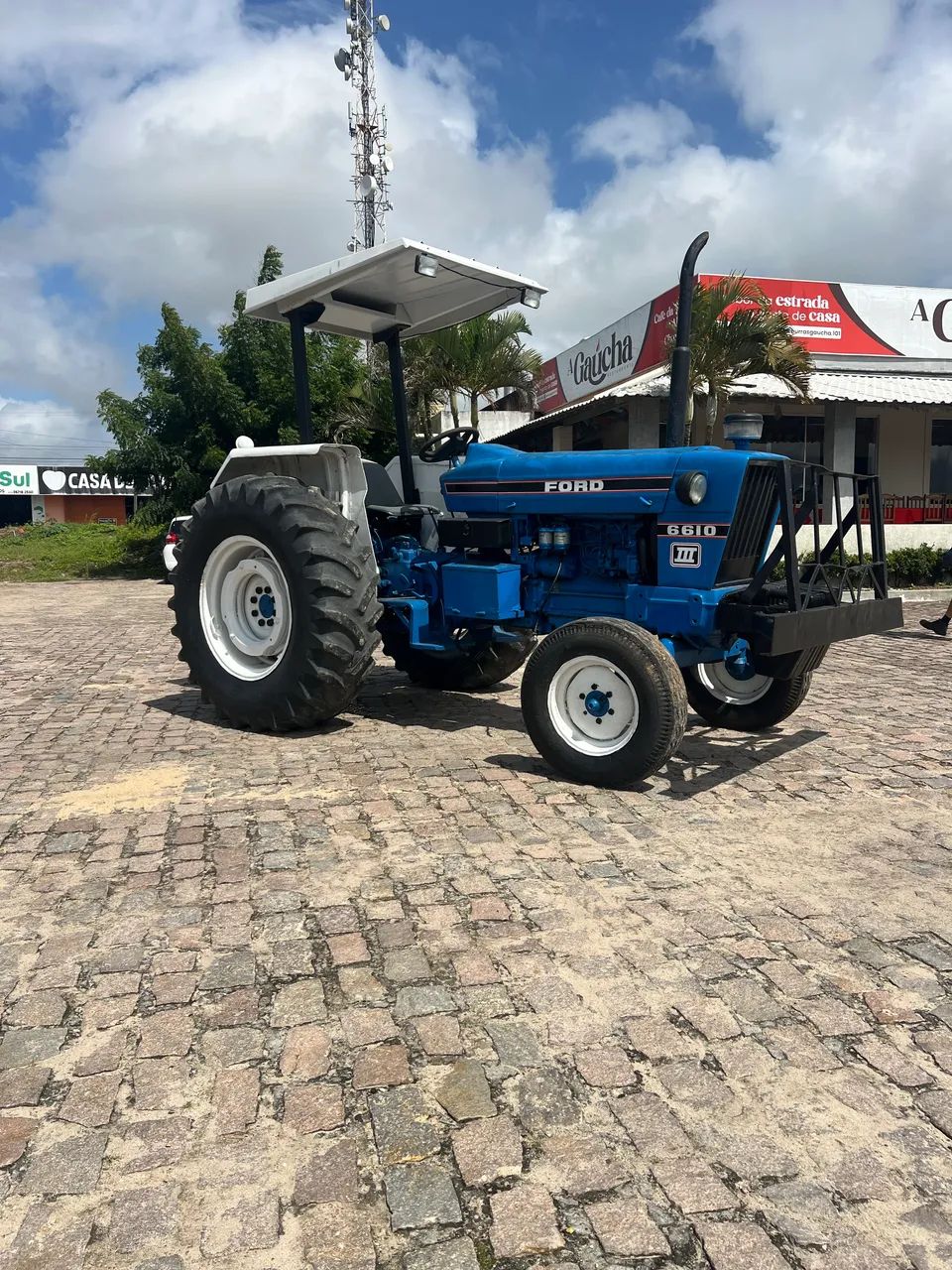 Trator Ford 6610