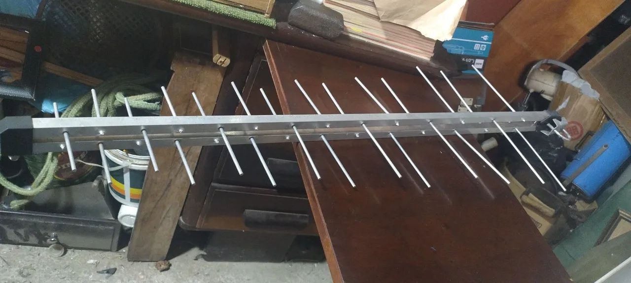 Antena UHF 28 elementos bom estado  - Foto 4