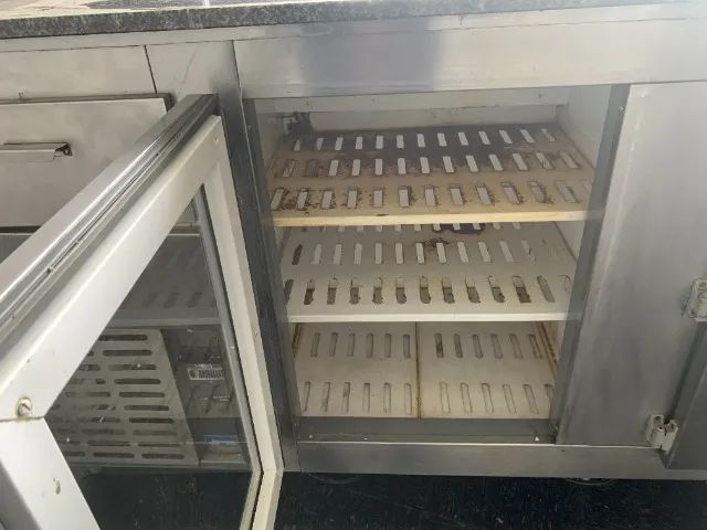 Balcão Refrigerado e Congelado 3 Portas + Expositor - Granito - Foto 5