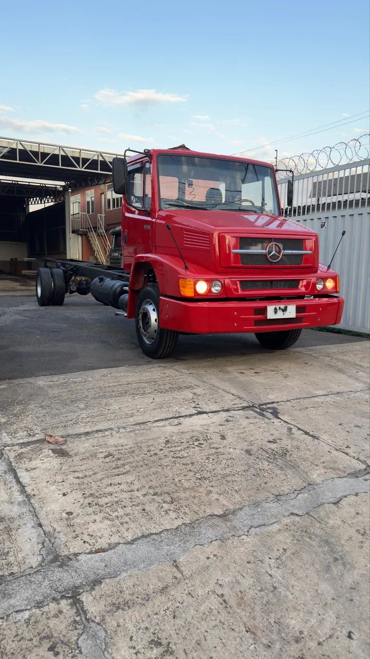 Mb 1218 ano 97 - Foto 2