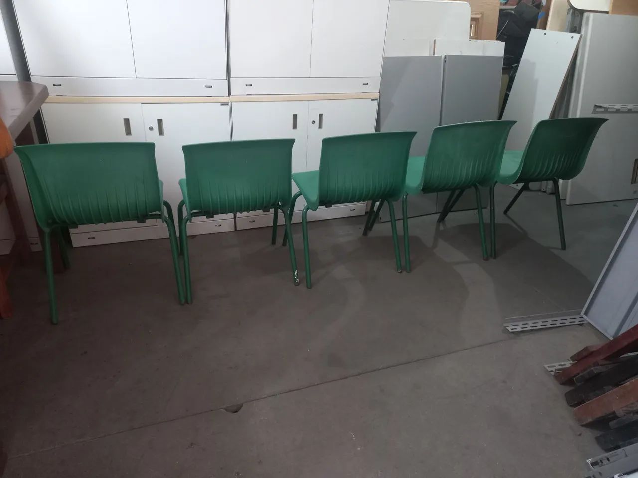 Lote de 70 cadeiras só 2800 - Foto 3