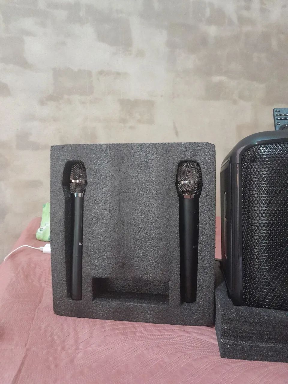 Caixa de som BAUMON POLVE nova na caixa pega Bluetooth pen-drive cartao de memória perf - Foto 5