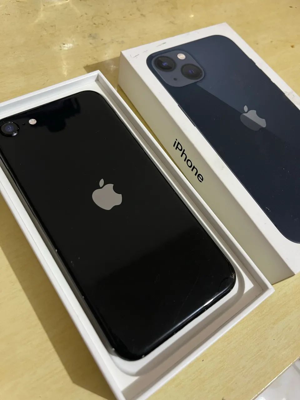 iPhone SE 2020 64GB Preto Original Apple - Foto 2