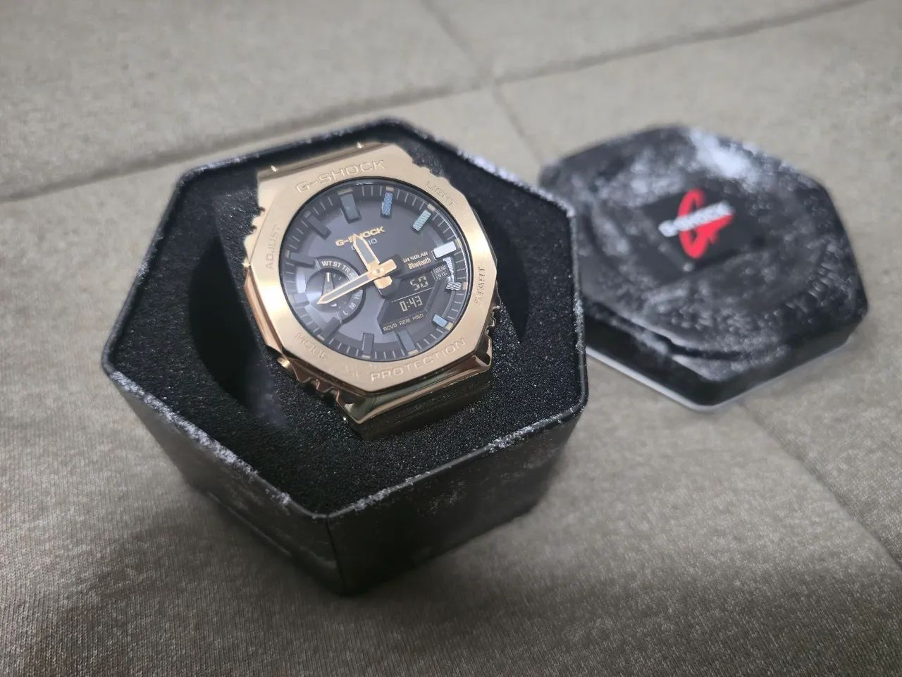 Relogio Casio G-SHOCK GM-B2100GD-9ADR Bluetooth e Tough Solar - Foto 4