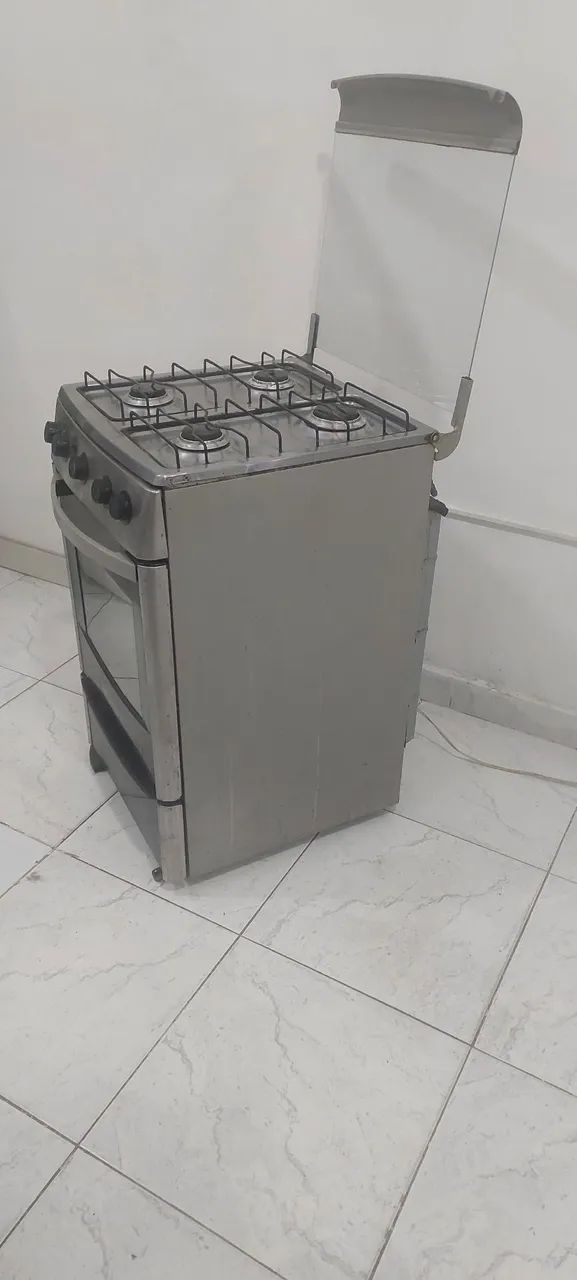 Fogão  inox acendimento elétrico - Foto 4