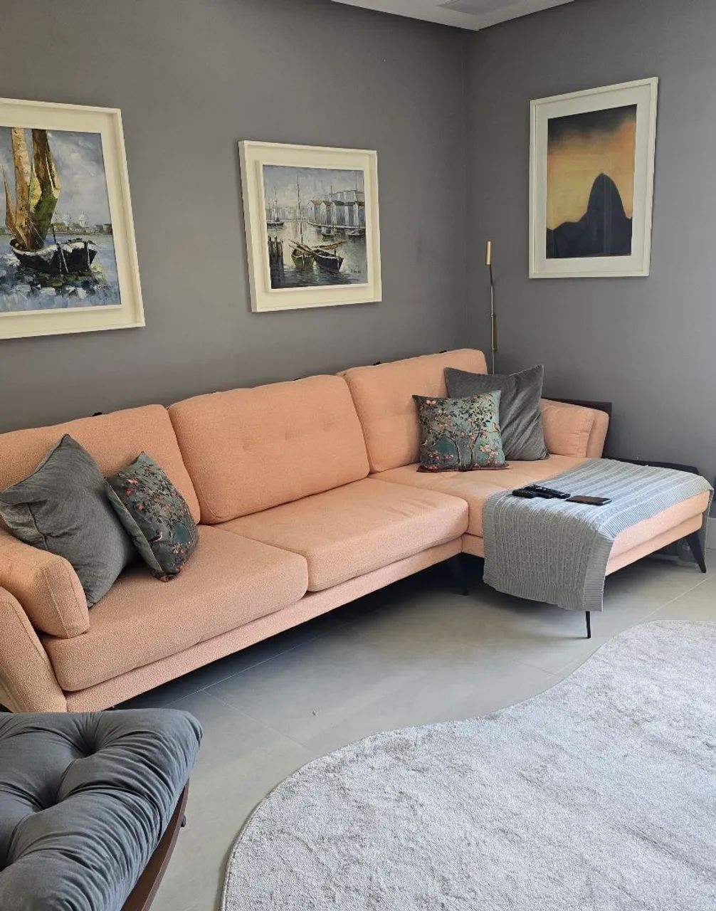 Sofá em bouclê mamão  - Foto 3