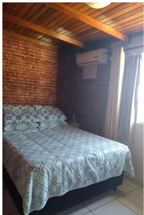 Casa na rua principal com 05 kitnetes na Tapera! - Foto 4
