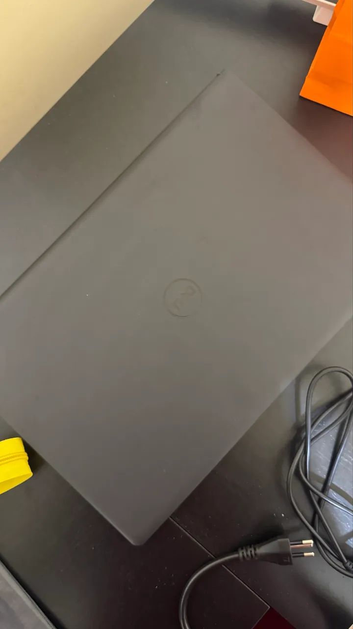 Notebook DELL Inspirion 15 3520  - Foto 2