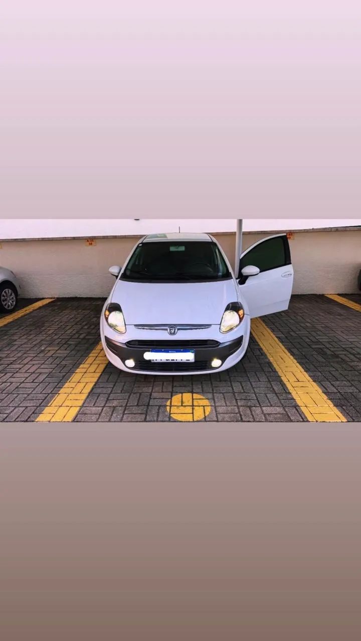 Fiat Punto Punto ESSENCE 1.6 Flex 16V 5p 2013