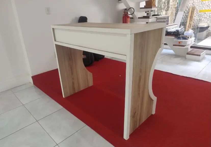 Mesa de estudos  - Foto 2
