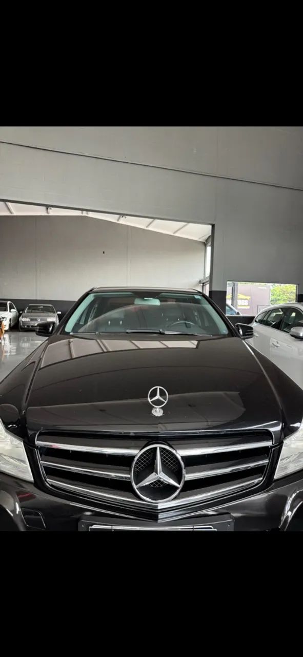 Mercedes-Benz C-180 CGI Classic 1.8 16V 156cv Aut. 2012