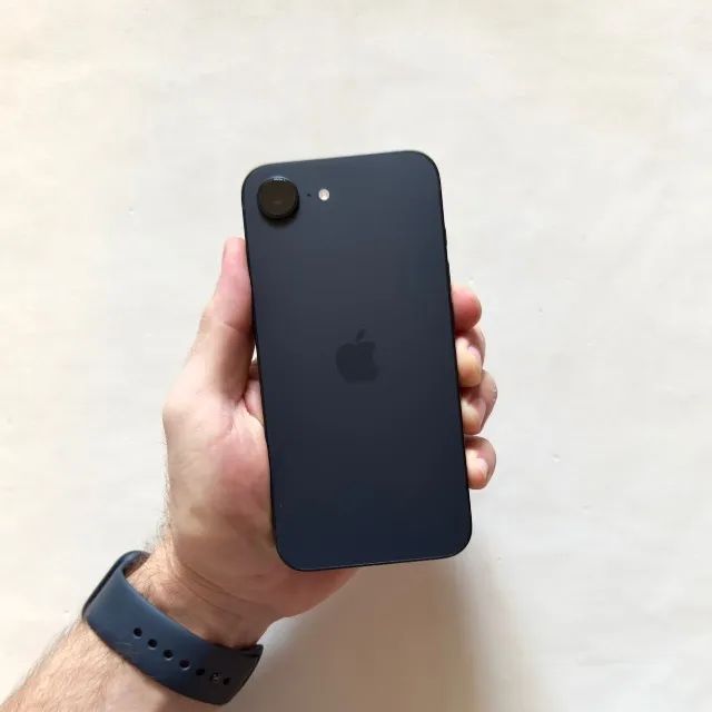 iPhone 16e 128GB (Impecável)