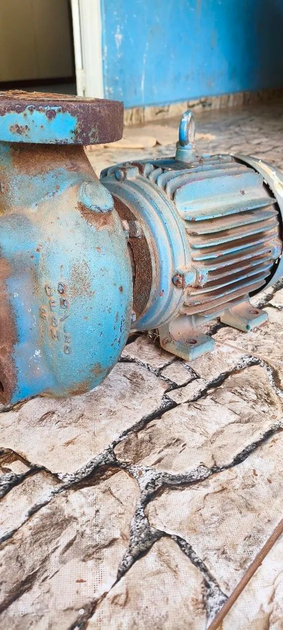 Motor bomba d'água 7,5 CV trifásica funcionando perfeitamente - Foto 4