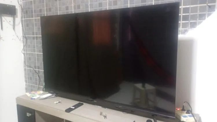 Vende-se smart TV 58 polegadas  - Foto 2