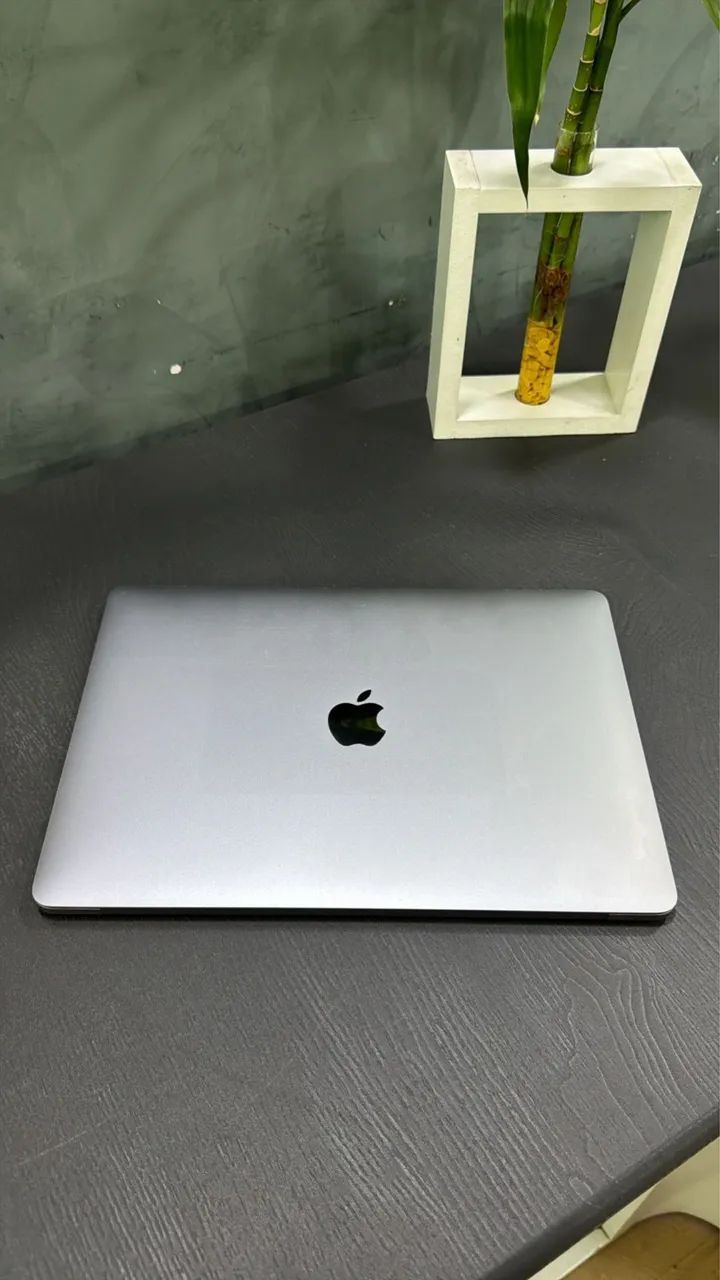 MacBook Pro 2018 13? ? Intel Core i7 | 16GB RAM | 512GB SSD