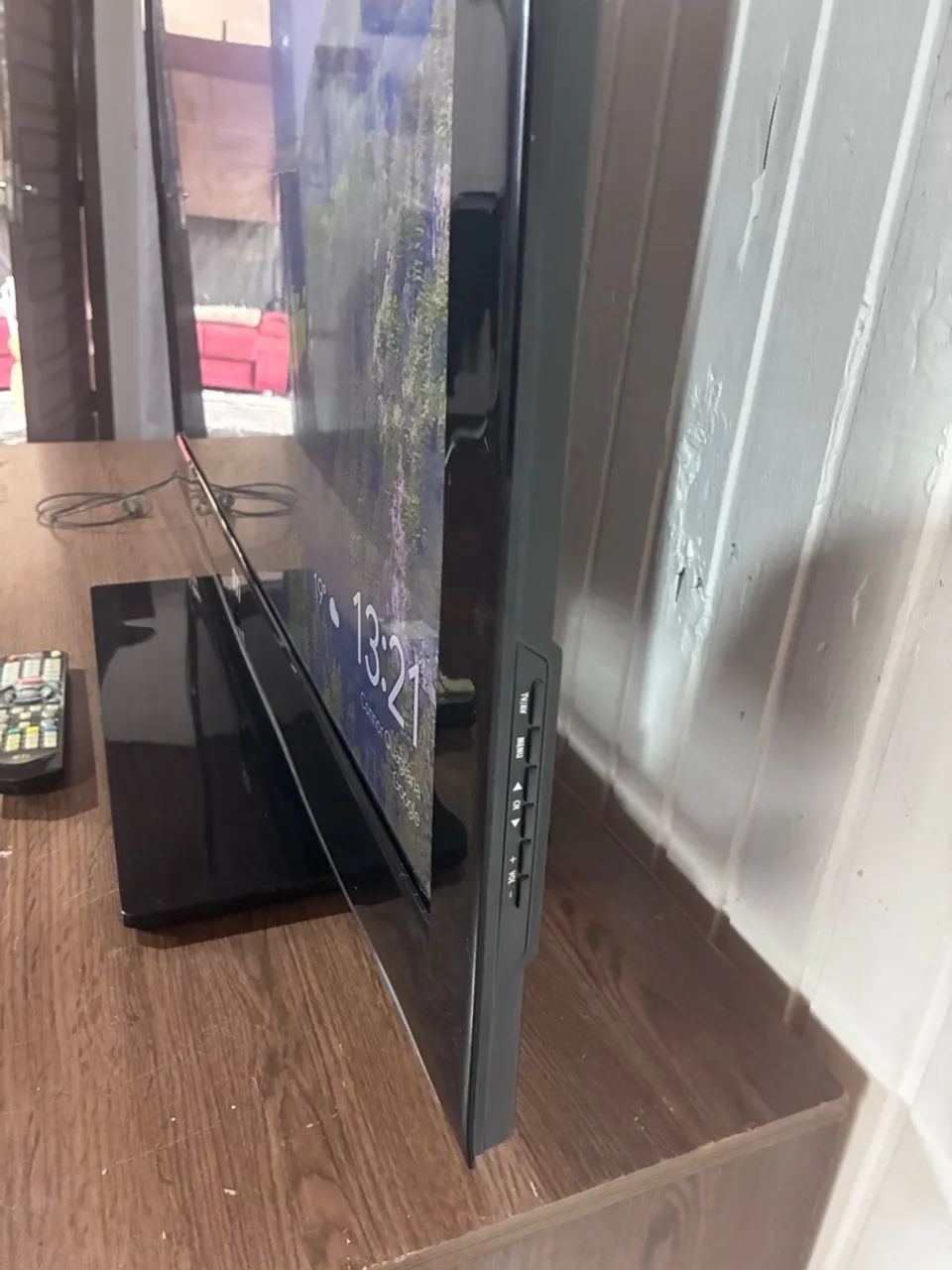 TV STI 42? polegadas com controle  - Foto 5