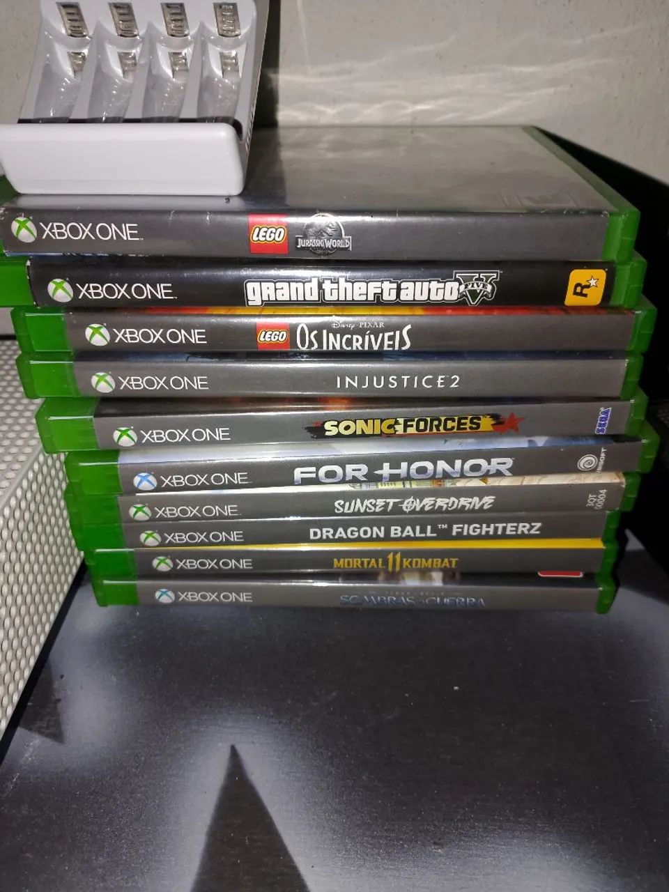 Xbox one S com dois controles  - Foto 3