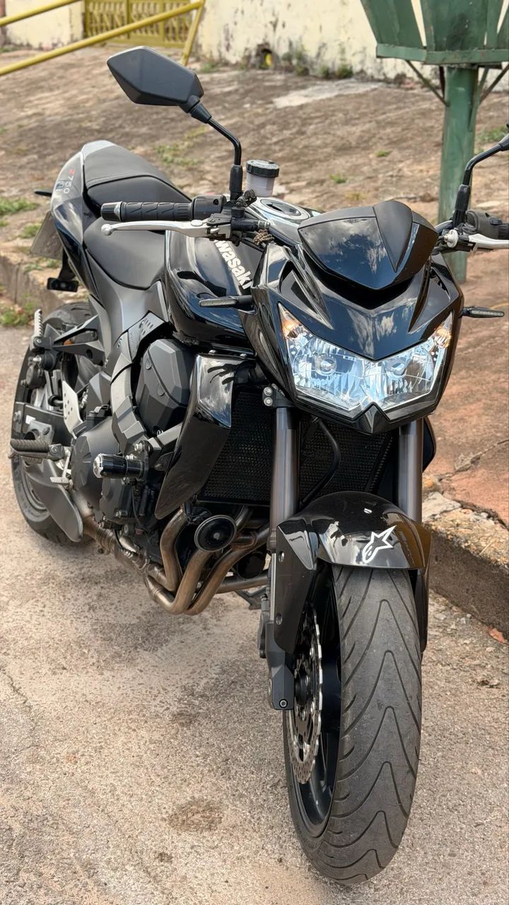 Z750  - Foto 2