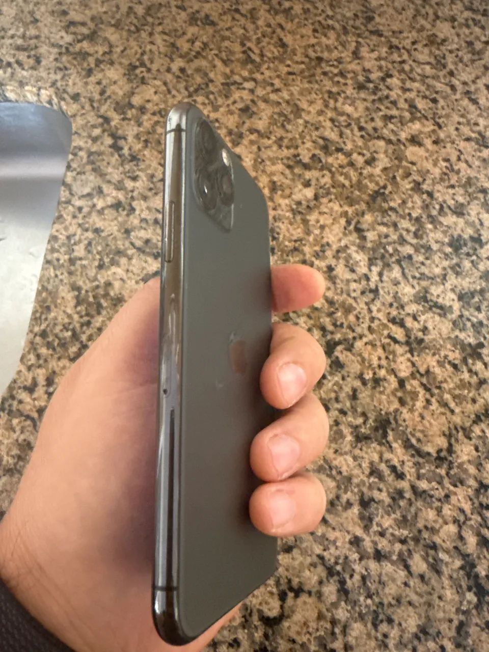 Iphone 11 Pro 256 Gb + fone original de brinde - Foto 2