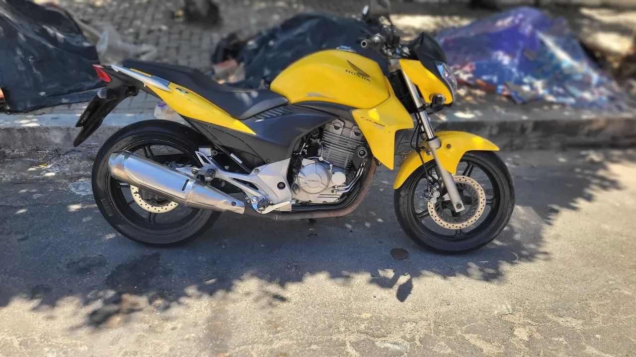 Honda CB 300r - Foto 3