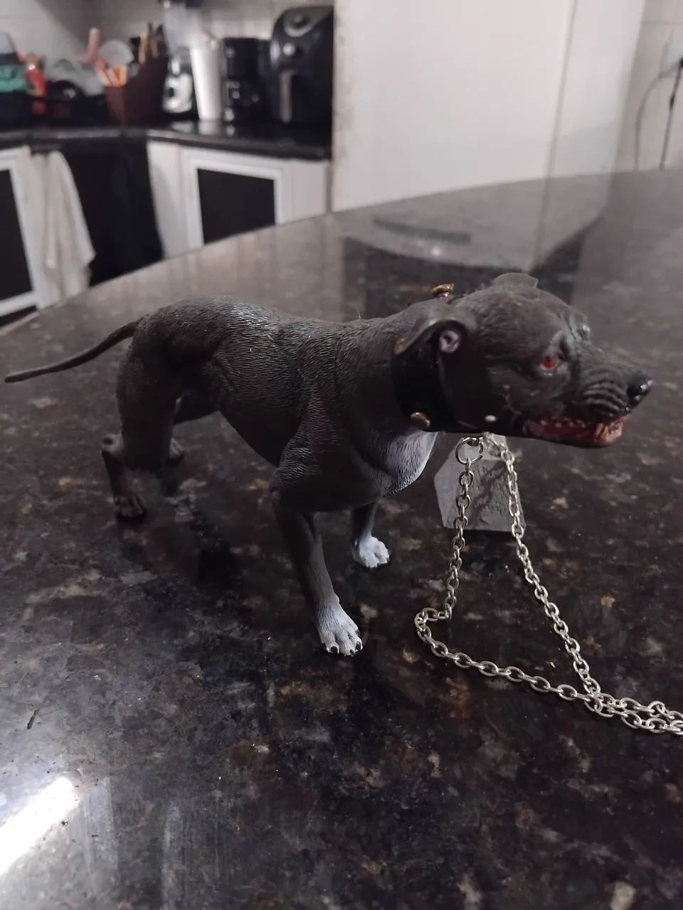 Miniatura Cão feroz 