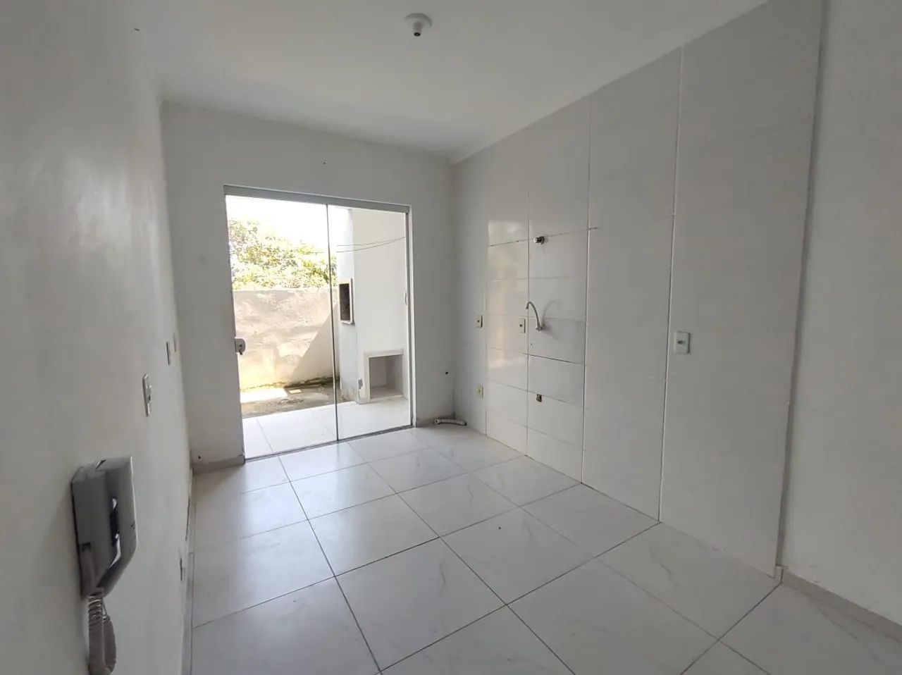 O APARTAMENTO DE 2 QUARTOS MAIS BARATO DE FLORIANÓPOLIS! 