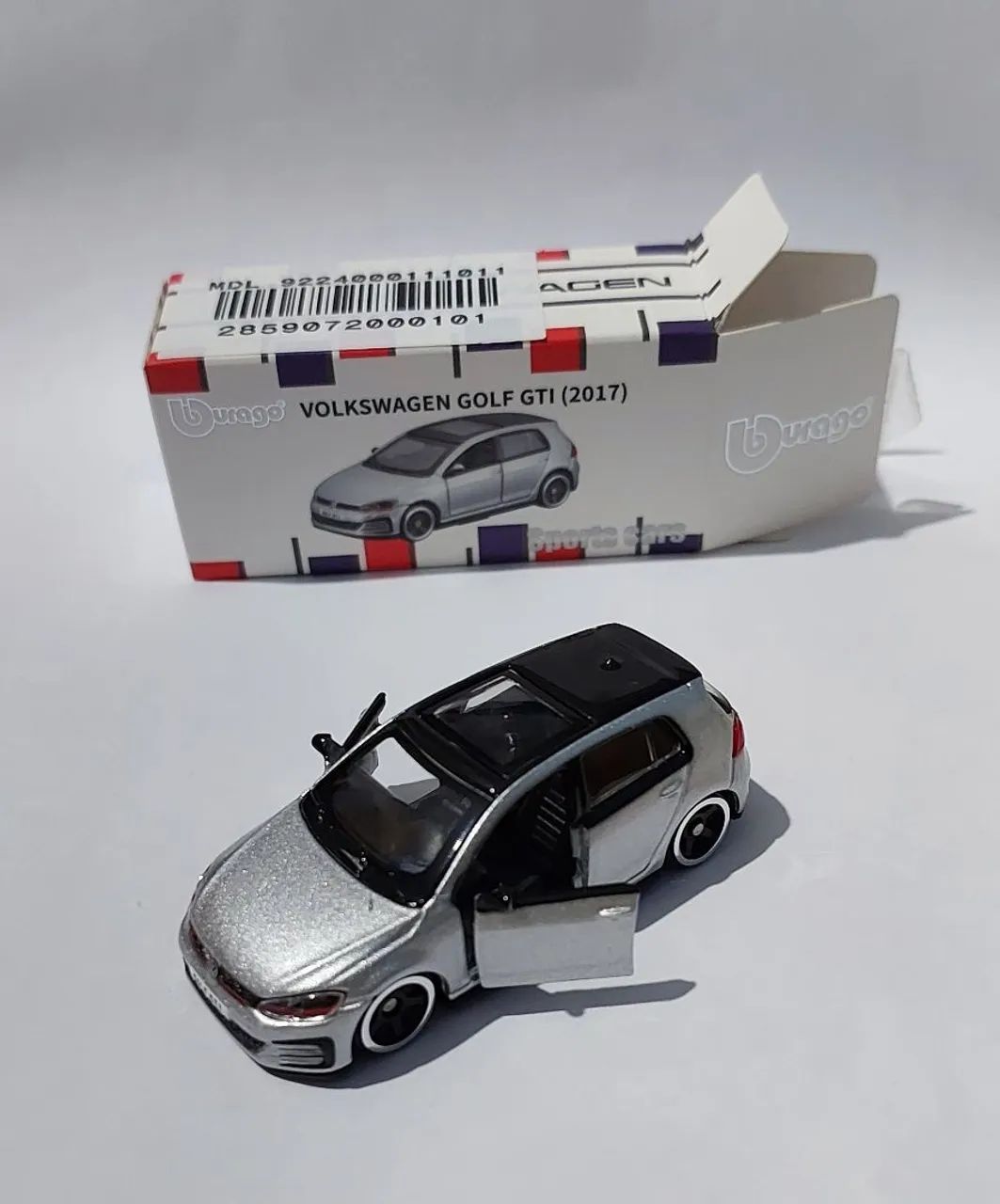 Burago Volkswagen Golf GTI (2017)