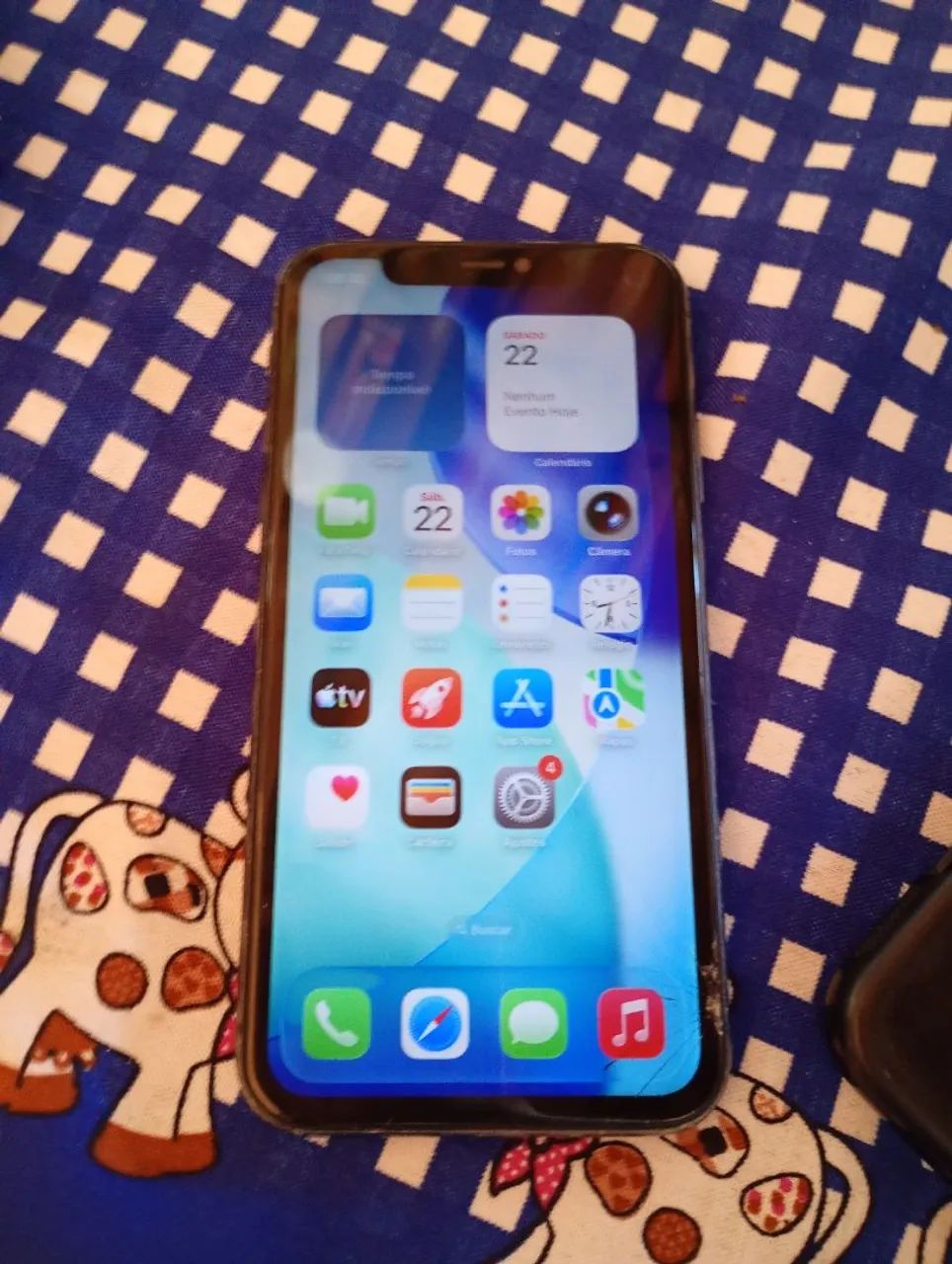 iPhone 11 128 GB Tela trincada 