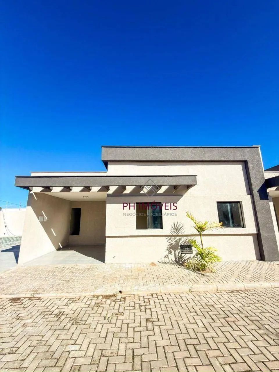 Casa em Condomíno Fechado com 3 dormitórios sendo 1 suíte - 77m²