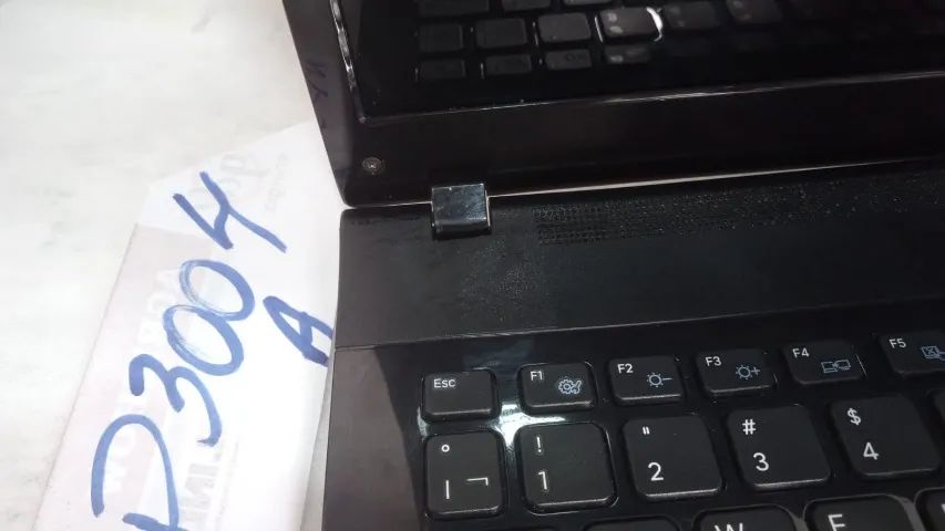 Notebook Samsung 14-Np30A para Reaproveitar Peças-defeito - Foto 4